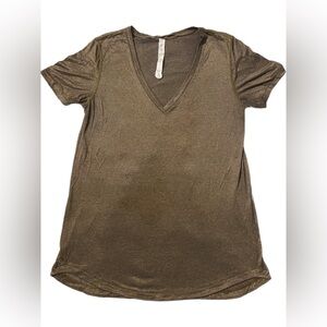 Lululemon Love V-neck T-shirt